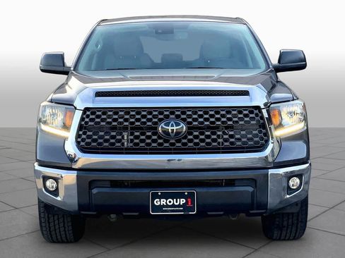 Used 2020 Toyota Tundra SR5 w/ SR5 Leather Package RWD image 4