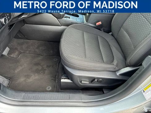 Used 2024 Ford Escape Active AWD/4WD image 11