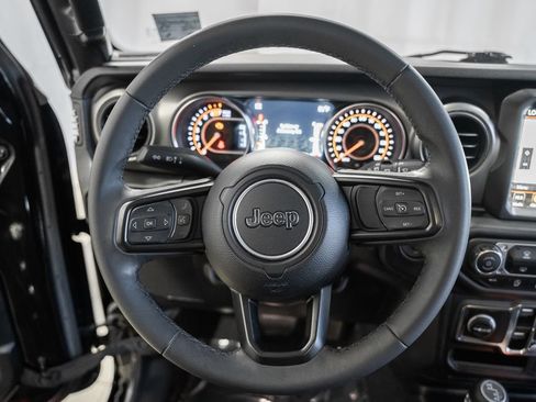 Used 2023 Jeep Wrangler Unlimited Sport AWD/4WD image 29