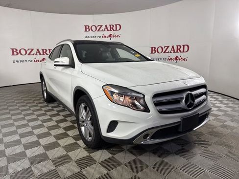 Used 2016 Mercedes-Benz GLA 250 4MATIC image 1