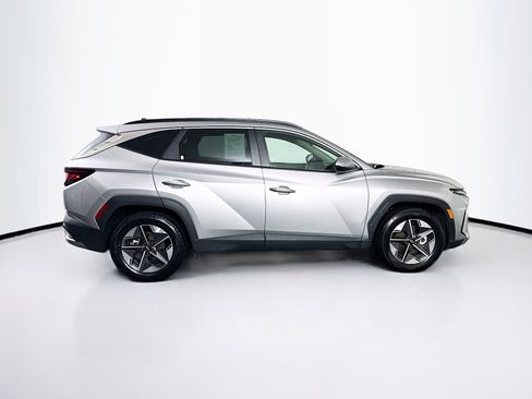 Used 2025 Hyundai Tucson SEL FWD image 10
