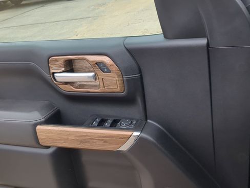 Used 2021 Chevrolet Silverado 1500 LT image 14