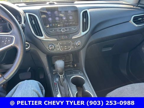Used 2022 Chevrolet Equinox LT FWD image 13