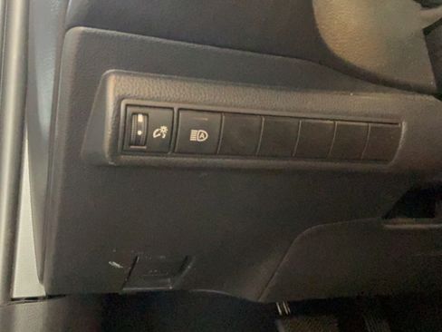 Certified 2024 Toyota Corolla LE FWD image 18