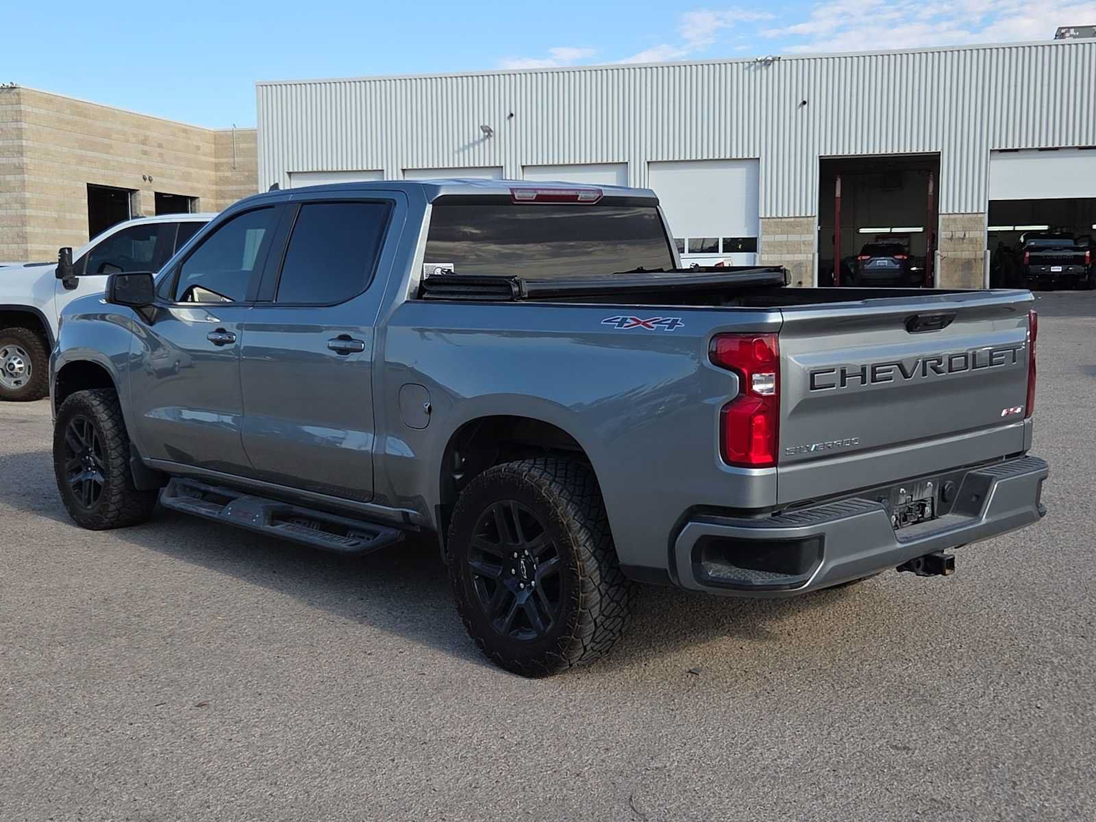 Used 2023 Chevrolet Silverado 1500 RST AWD/4WD image 6