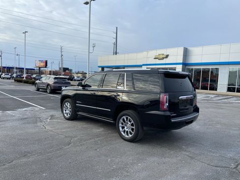Used 2018 GMC Yukon Denali w/ Open Road Package image 3