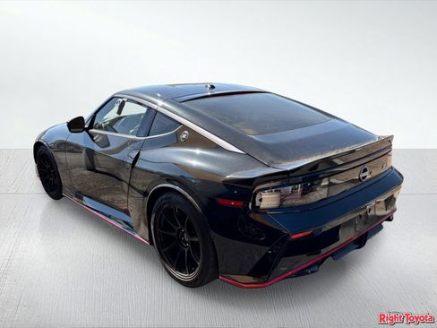 Used 2024 Nissan Z NISMO w/ Floor Mat Package RWD image 3