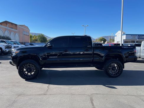 Used 2021 Toyota Tacoma SR5 image 4