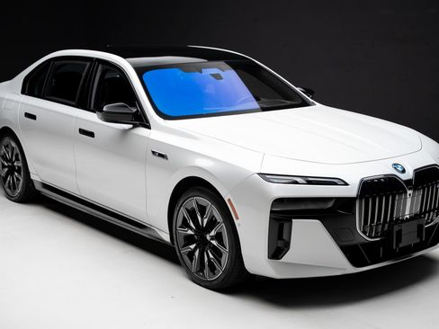 Used 2024 BMW i7 M70 AWD/4WD image 41