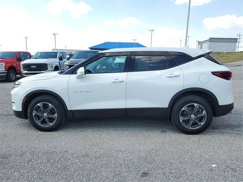 Used 2023 Chevrolet Blazer LT image 7
