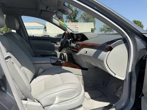 Used 2011 Mercedes-Benz S 550 image 13