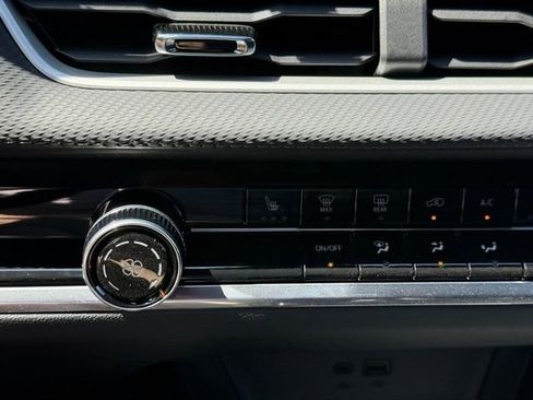 New 2026 Chevrolet Equinox LT w/ LPO, Floor Liner Package AWD/4WD image 15