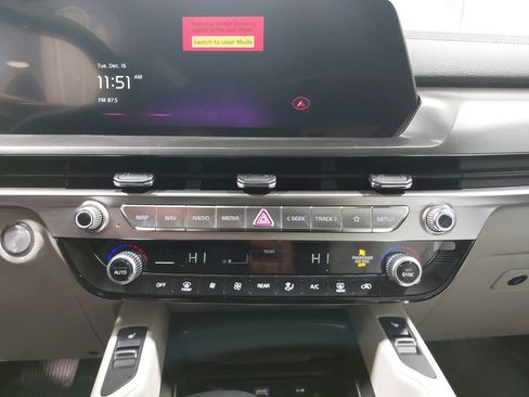 New 2025 Kia Telluride S image 22