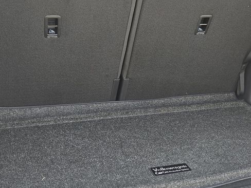 New 2026 Volkswagen Atlas SE image 10