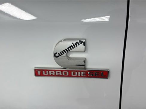 Used 2024 RAM 2500 Laramie image 37