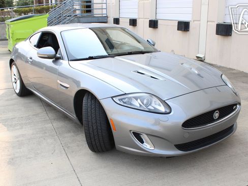 Used 2012 Jaguar XKR R RWD image 16