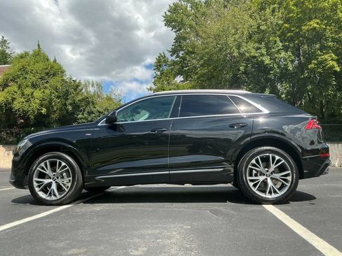 Used 2023 Audi Q8 Premium Plus w/ Premium Plus Package image 8