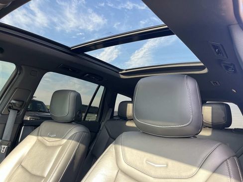 Used 2022 Cadillac XT6 Sport w/ Technology Package AWD/4WD image 36