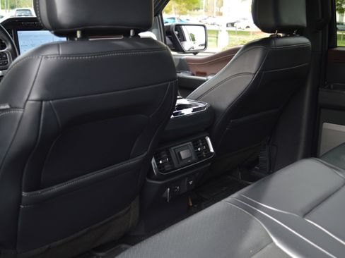 Used 2021 Ford F150 Lariat image 33