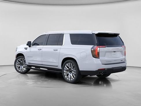 New 2026 GMC Yukon XL Denali Ultimate AWD/4WD image 3