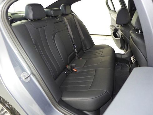 Certified 2023 BMW 530i w/ Convenience Package RWD image 20