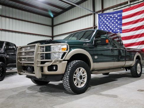 Used 2011 Ford F350 King Ranch w/ FX4 Off Road Pkg image 3