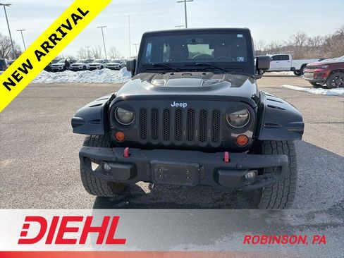 Used 2013 Jeep Wrangler Unlimited Rubicon image 3