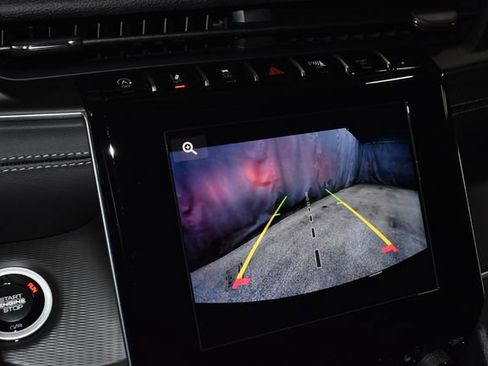 New 2025 Jeep Grand Cherokee Altitude image 14