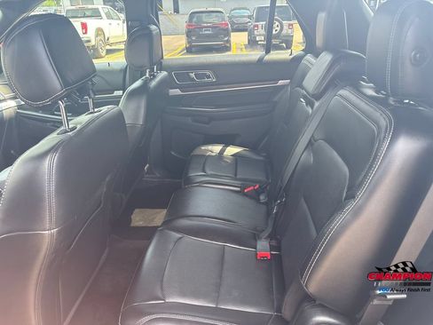 Used 2017 Ford Explorer Limited AWD/4WD image 19