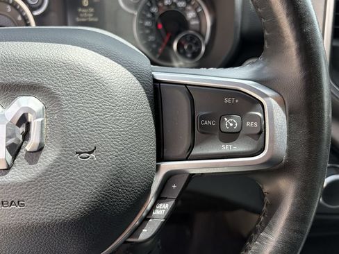Used 2024 RAM 2500 Big Horn AWD/4WD image 17