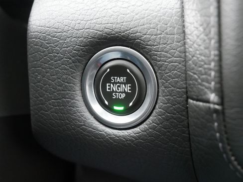 Used 2023 GMC Yukon Denali image 29