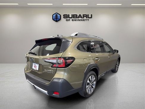 Used 2025 Subaru Outback Touring XT image 5