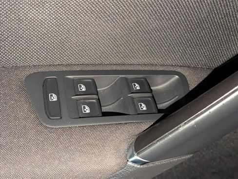 Used 2019 Volkswagen GTI Rabbit Edition image 10