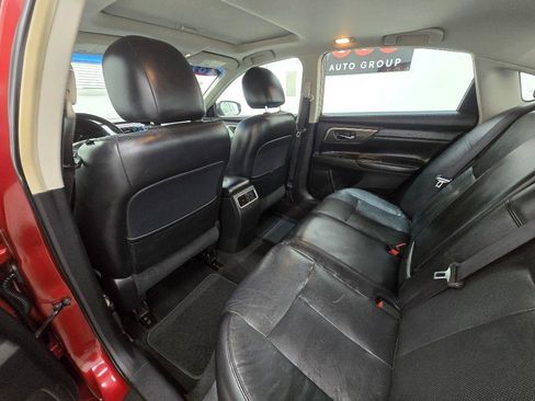 Used 2013 Nissan Altima 3.5 SL w/ Technology Pkg FWD image 17