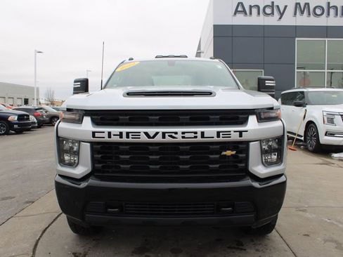 Used 2022 Chevrolet Silverado 2500 Custom w/ Custom Convenience Package image 2