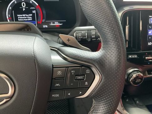 Used 2025 Lexus LX 600 F Sport w/ Accessory Package (2T) AWD/4WD image 12