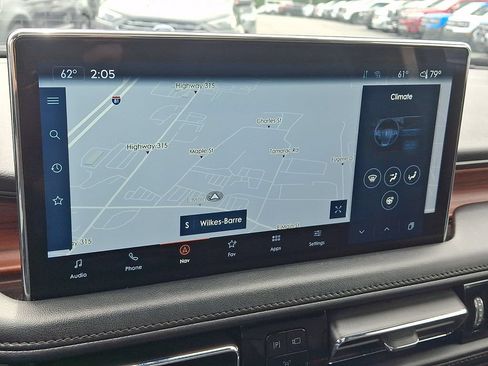 Certified 2023 Lincoln Nautilus Reserve AWD/4WD image 17