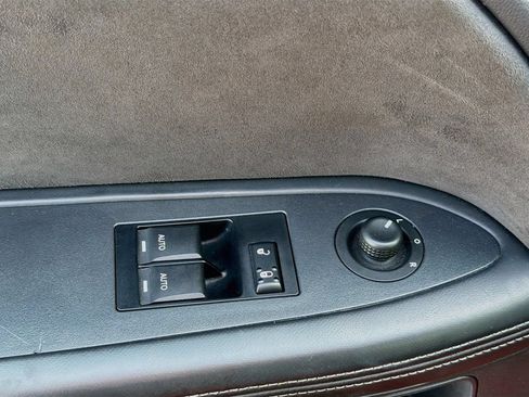 Used 2010 Dodge Challenger SRT8 w/ SRT Option Group II RWD image 21