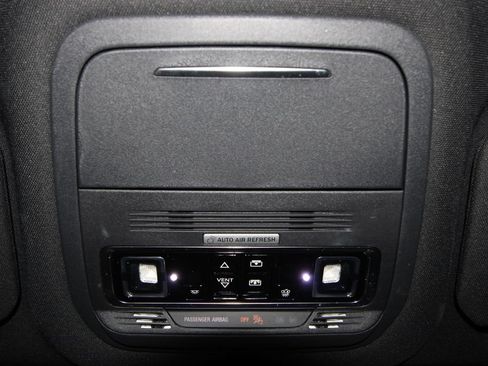 Used 2024 Lincoln Nautilus Premier w/ Equipment Group 102A AWD/4WD image 23