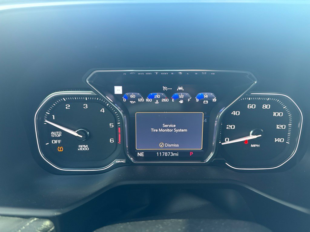 Used 2021 GMC Yukon Denali RWD image 3