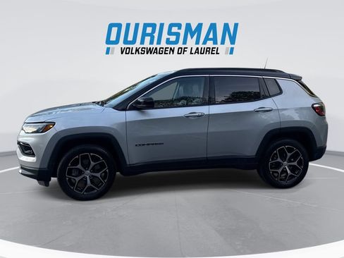 Used 2024 Jeep Compass Limited AWD/4WD image 5