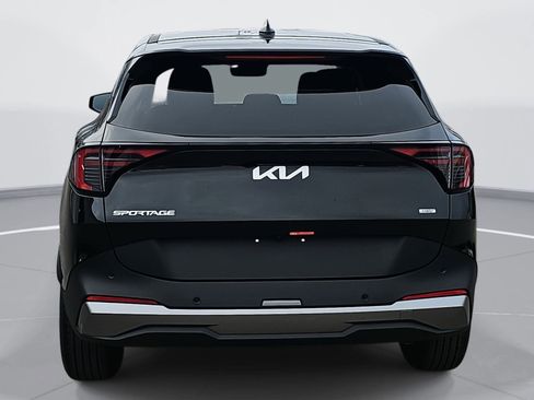 New 2026 Kia Sportage LX image 6