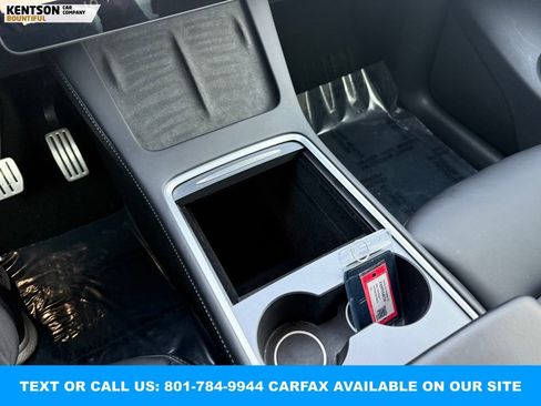 Used 2024 Tesla Model Y Performance image 22