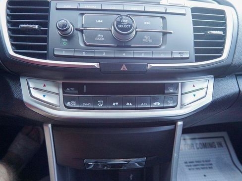 Used 2014 Honda Accord LX image 20