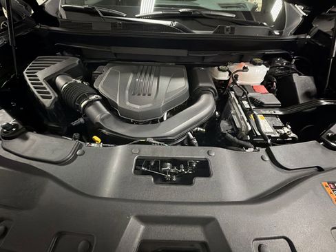 New 2026 GMC Acadia AT4 w/ Luxury Package image 30