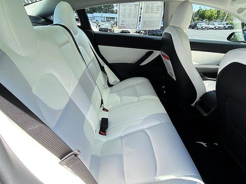 Used 2021 Tesla Model 3 Standard Range Plus RWD image 20