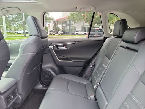 Used 2024 Toyota RAV4 Limited w/ Advanced Technology Package AWD/4WD image 15