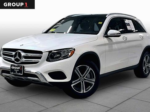 Used 2019 Mercedes-Benz GLC 300 4MATIC image 1