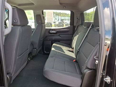 Certified 2025 Chevrolet Silverado 1500 LT RWD image 10