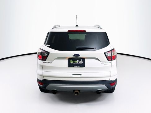 Used 2017 Ford Escape Titanium w/ Equipment Group 301A AWD/4WD image 7